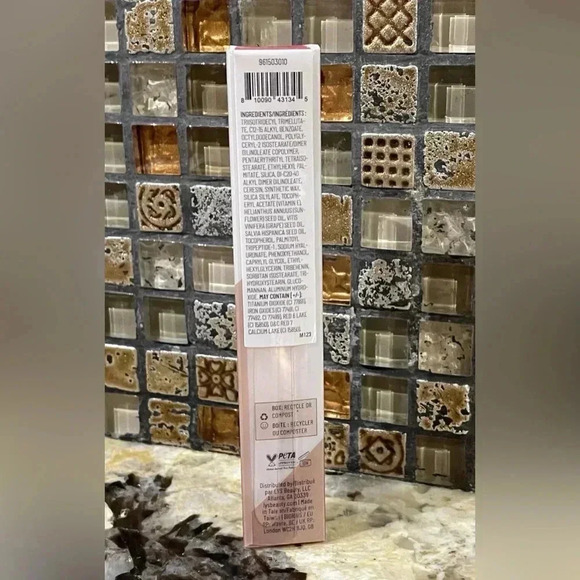 LYS Beauty Speak Love Moisture Matte Lipstick ~ 0.035 oz ~ Sincere - Picture 2 of 8